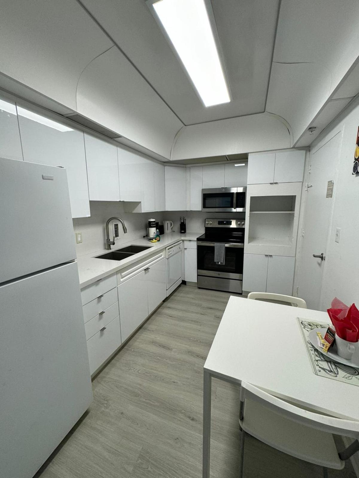 The Tides On Miami Hollywood Ocean View Apartments 1B Exterior photo